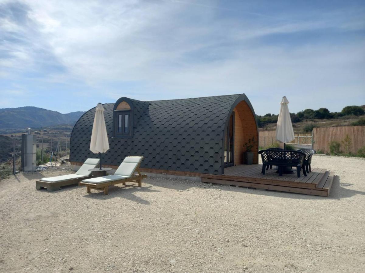 Hotel Glamping Pod à Prodromi Extérieur photo